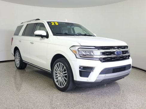 Used 2023 Ford Expedition Limited RWD image 35