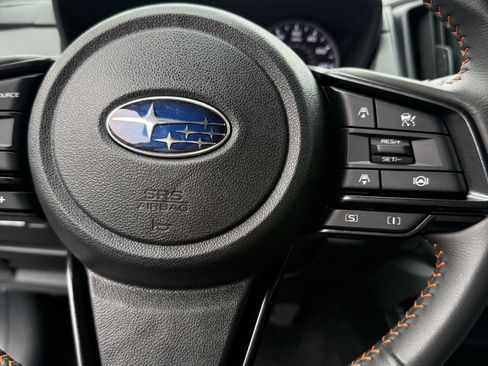 Used 2025 Subaru Crosstrek 2.5i Limited w/ Crosstrek Mirror Package image 22