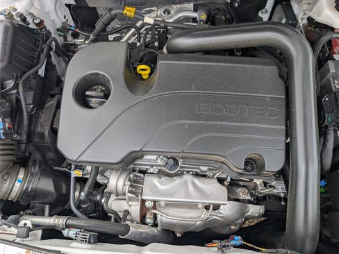 Used 2024 Chevrolet Equinox RS w/ LPO, Cargo Package FWD image 35