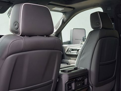 New 2026 GMC Sierra 2500 AT4X AWD/4WD image 19