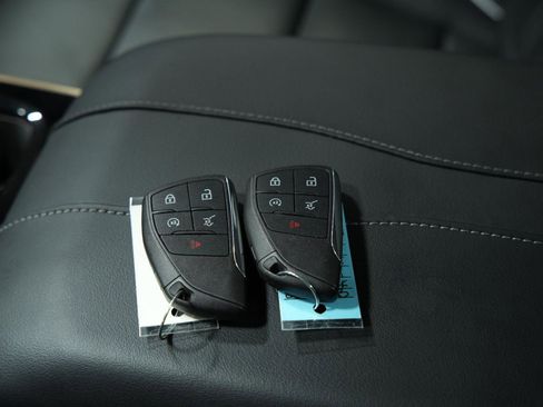 Used 2025 Buick Enclave Avenir w/ Super Cruise Package image 48