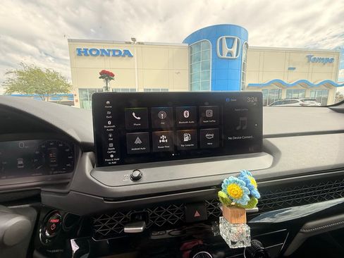 Used 2024 Honda Accord Sport image 7