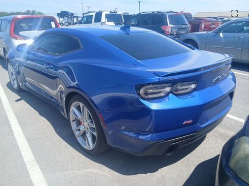 Used 2020 Chevrolet Camaro LT w/ RS Package RWD image 4