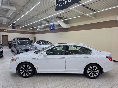 Used 2015 Honda Accord EX-L image 9