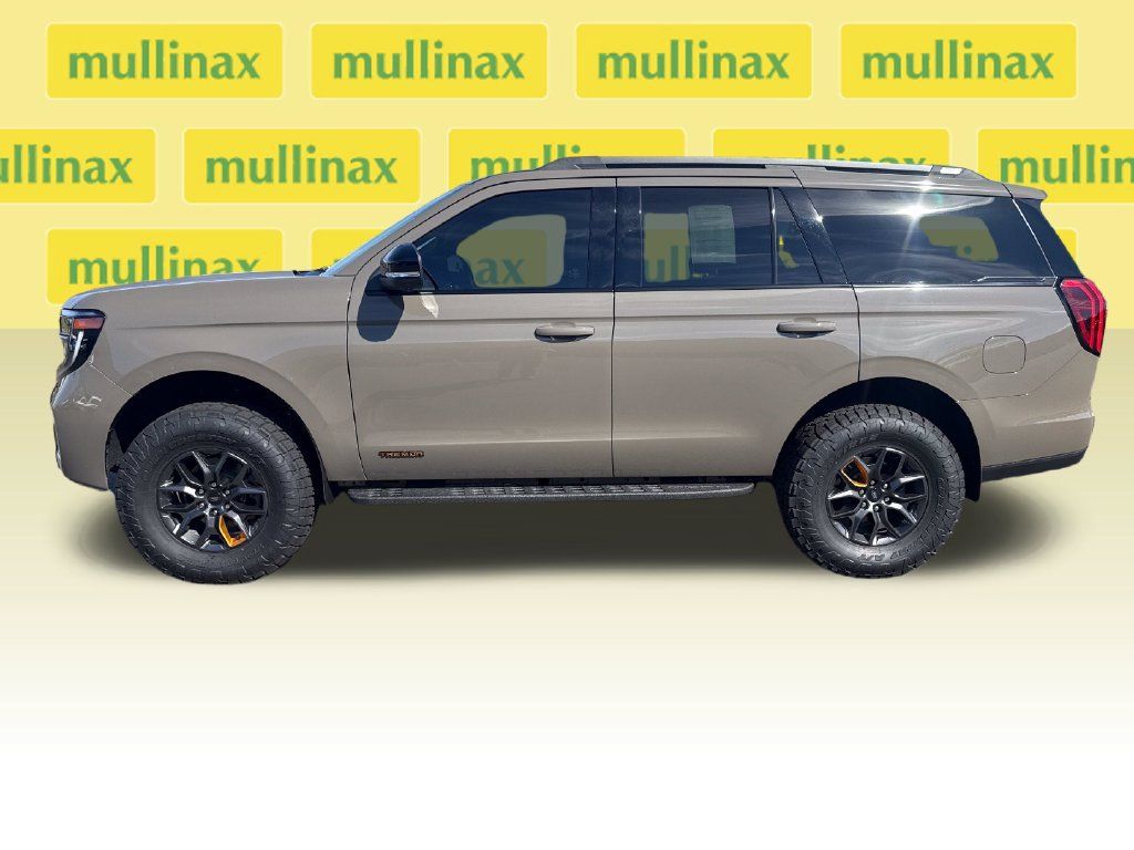 Used 2027 Ford Expedition Tremor AWD/4WD image 12