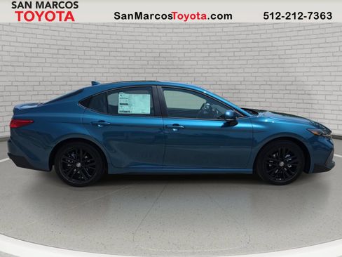 New 2026 Toyota Camry SE w/ Convenience Package FWD image 4
