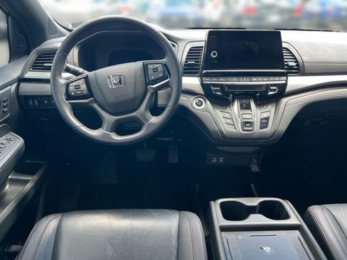 Used 2025 Honda Odyssey Sport-L image 18