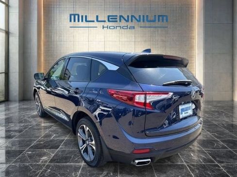 Used 2023 Acura RDX AWD w/ Advance Package image 3