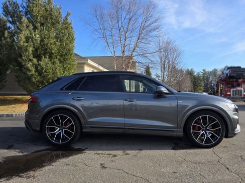 Used 2020 Audi Q8 Prestige image 14