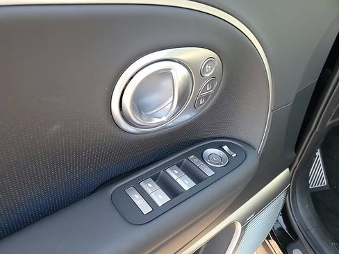 New 2026 Hyundai Ioniq 9 Calligraphy image 10