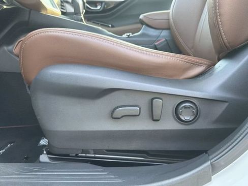 Certified 2025 Subaru Outback Touring XT AWD/4WD image 22