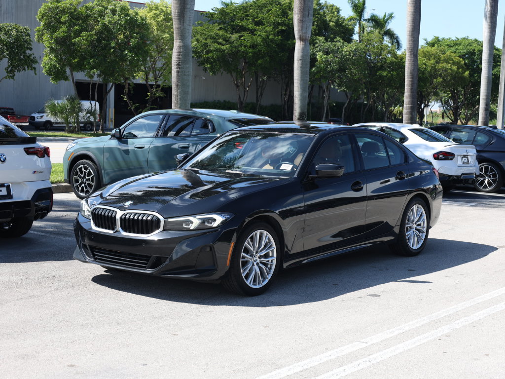 Used 2023 BMW 330i Sedan RWD image 1