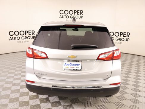 Used 2021 Chevrolet Equinox LT FWD image 21