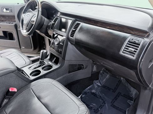 Used 2019 Ford Flex Limited w/ Equipment Group 301A AWD/4WD image 47