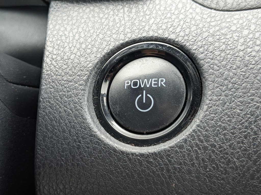 Certified 2025 Toyota Camry SE FWD image 23