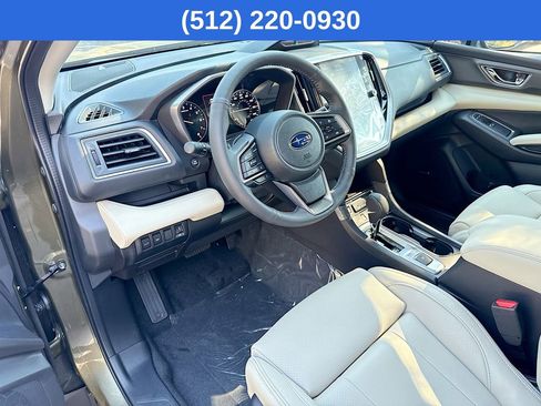 New 2025 Subaru Ascent Limited image 10