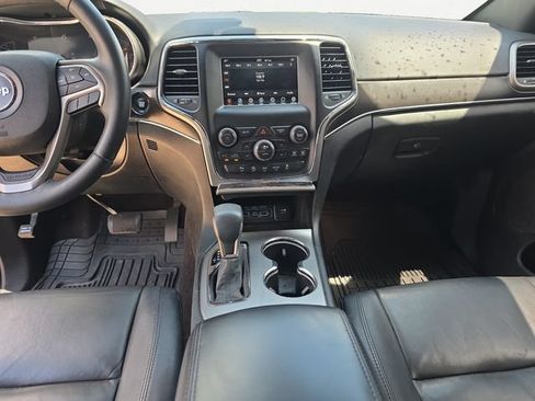 Used 2018 Jeep Grand Cherokee Limited AWD/4WD image 11