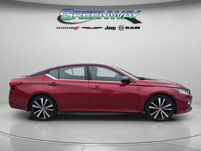 Used 2021 Nissan Altima 2.5 SR w/ SR Premium Package