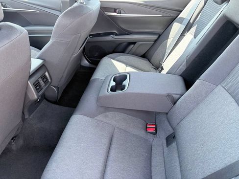 Used 2025 Toyota Camry LE FWD image 8