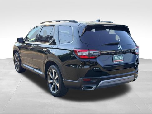 Used 2024 Honda Pilot Elite image 7