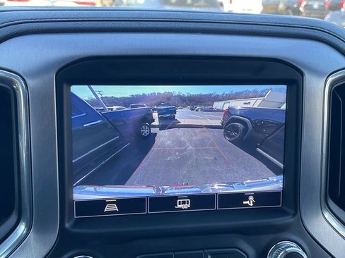 Used 2022 GMC Sierra 1500 SLT w/ SLT Premium Plus Package image 6