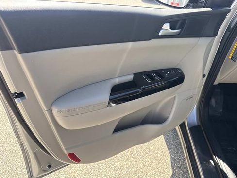 Used 2022 Kia Sportage EX w/ EX Technology Package AWD/4WD image 22