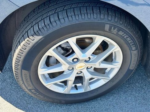 Used 2024 Chevrolet Equinox LS FWD image 26