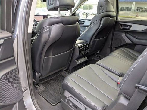 Certified 2023 Acura MDX FWD w/ Technology Package image 36
