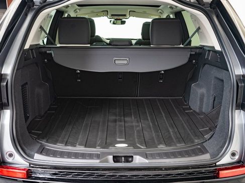 Certified 2025 Land Rover Discovery Sport S image 17