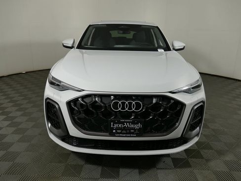 New 2025 Audi Q5 Premium Plus image 8