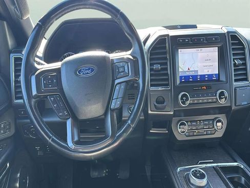 Used 2021 Ford Expedition Limited image 14