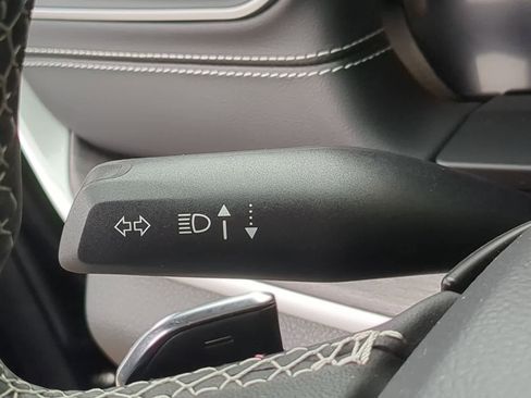 Used 2023 Jeep Grand Cherokee Limited image 26