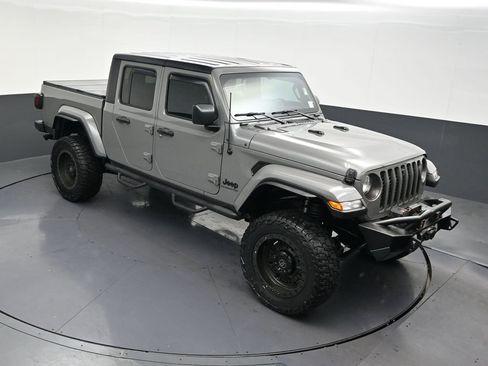 Used 2022 Jeep Gladiator Sport AWD/4WD image 22