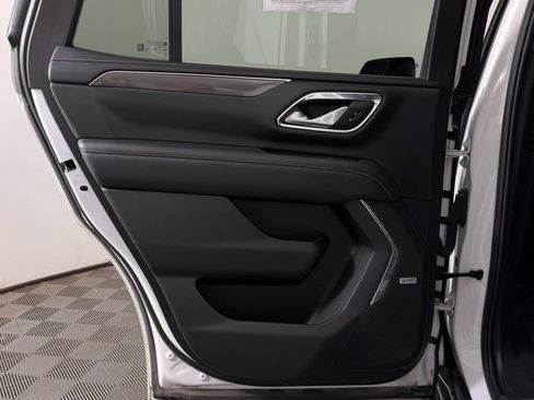 Used 2022 GMC Yukon AT4 AWD/4WD image 28