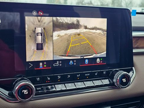 New 2026 GMC Canyon Denali image 25