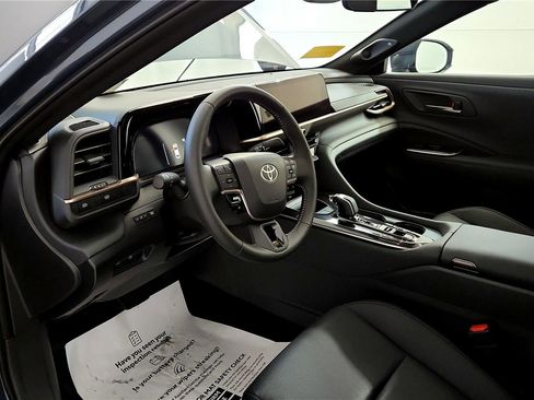 Certified 2026 Toyota Crown Limited image 15