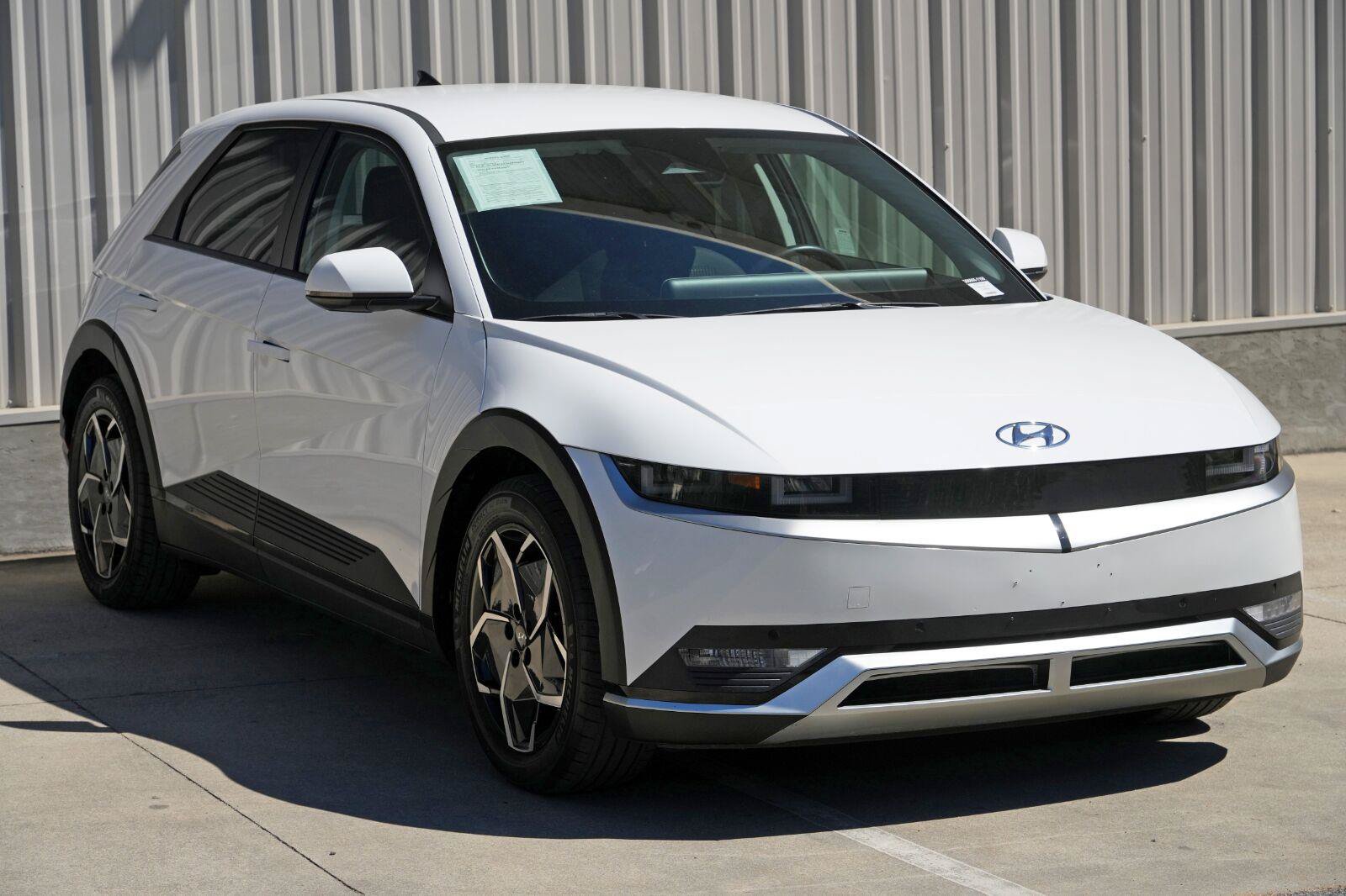 Used 2024 Hyundai Ioniq 5 SEL RWD image 52