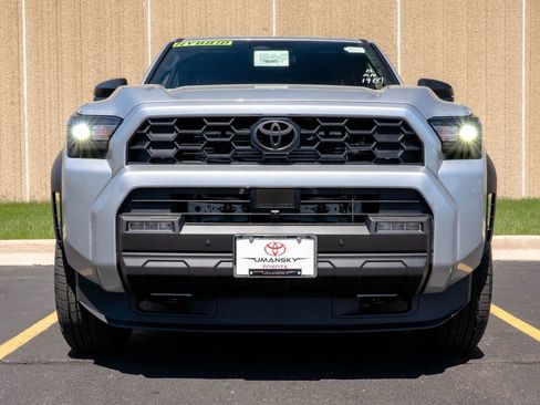 New 2026 Toyota 4Runner TRD Off-Road AWD/4WD image 3