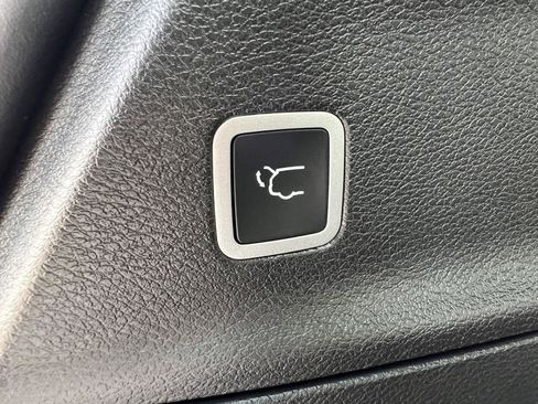 New 2026 Chrysler Pacifica Select image 52