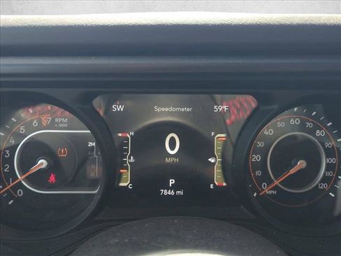 Used 2024 Jeep Gladiator Rubicon image 9