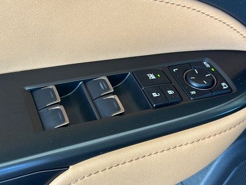Certified 2024 Lexus NX 250 FWD image 13