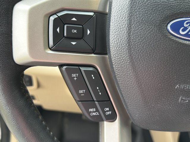 Used 2021 Ford F250 Lariat w/ Lariat Ultimate Package AWD/4WD image 25