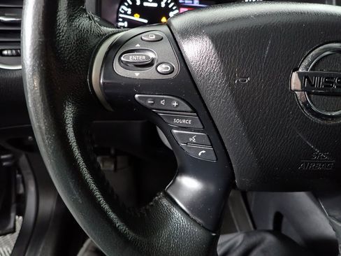 Used 2018 Nissan Pathfinder SV w/ SV All Weather Package image 21