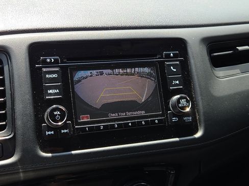 Used 2019 Honda HR-V LX image 20