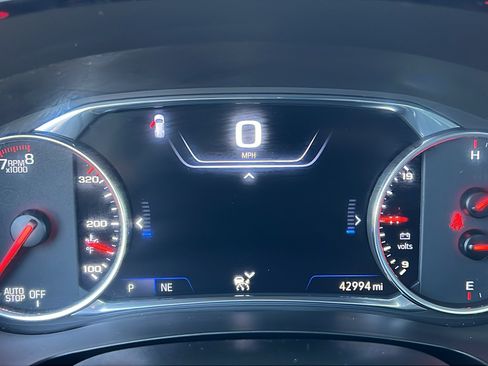Used 2023 Chevrolet Traverse High Country w/ LPO, Floor Liner Package AWD/4WD image 30
