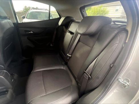 Used 2022 Buick Encore Preferred w/ Safety Package image 18