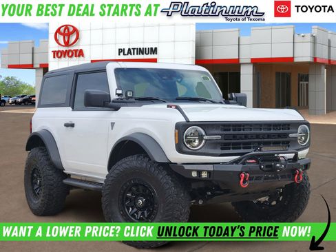 Used 2023 Ford Bronco 2-Door w/ Sasquatch Package AWD/4WD image 1