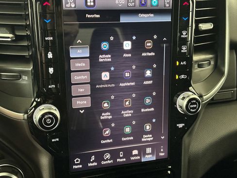 New 2026 RAM 1500 4x4 Crew Cab image 38