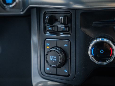 Certified 2023 Ford F150 Lariat w/ Equipment Group 502A High image 33