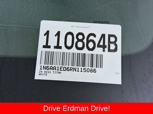 Used 2024 Nissan Titan PRO-4X w/ Pro-4x Convenience Package AWD/4WD image 31